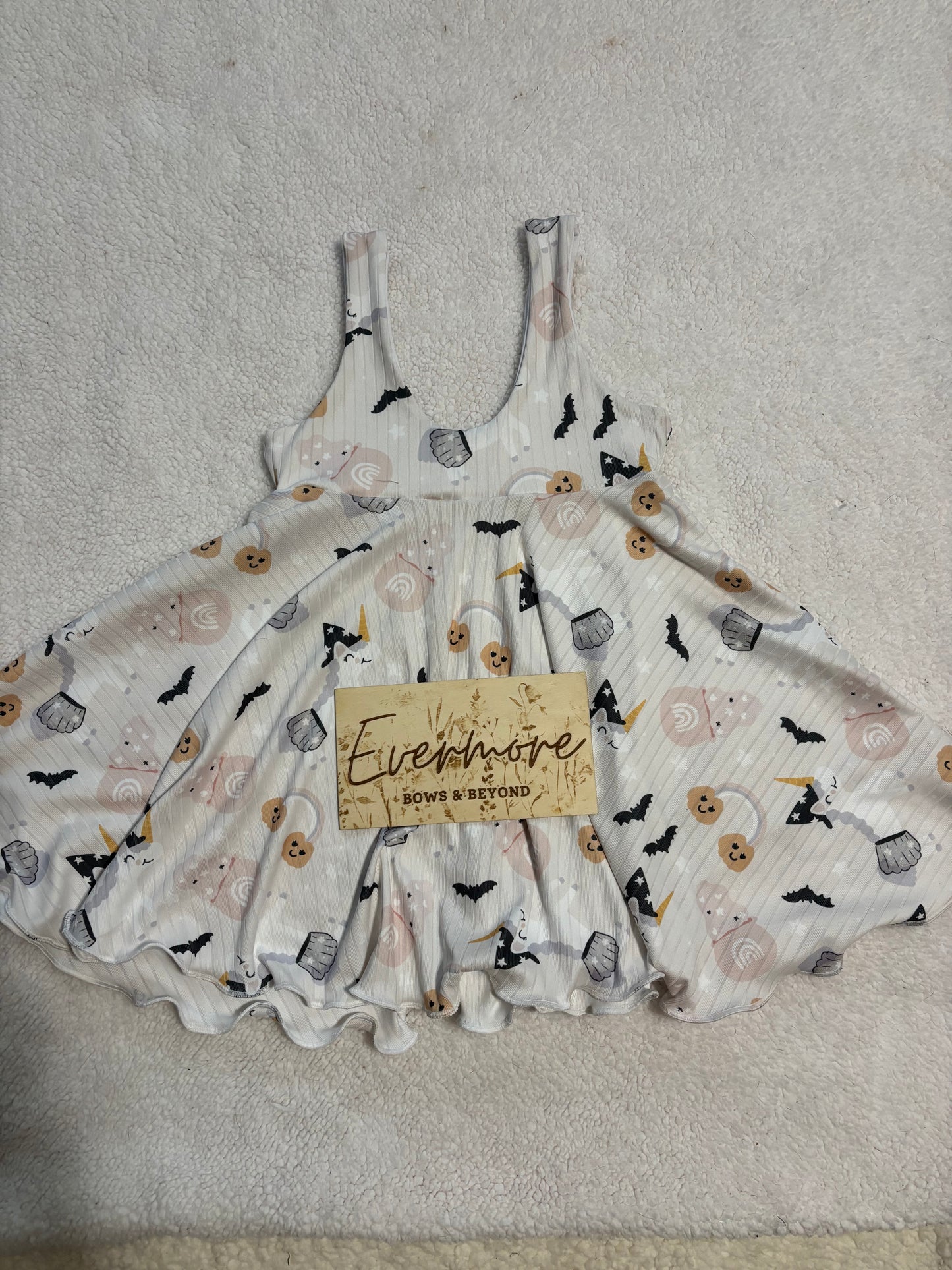 3t pinafore