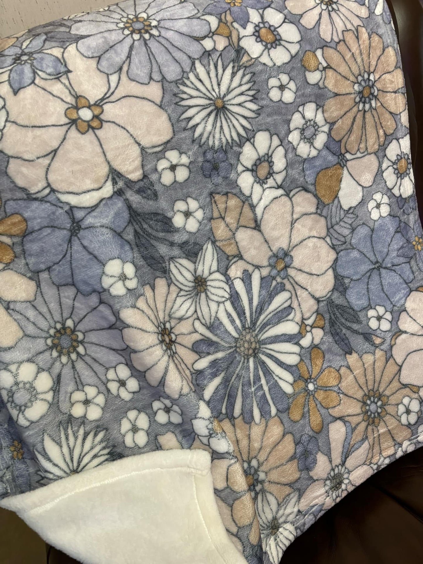Blue/tan Floral Blanket
